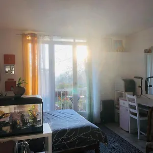 Habitación en casa particular Chez Nous Bus Direct Orly, Ablon-sur-Seine